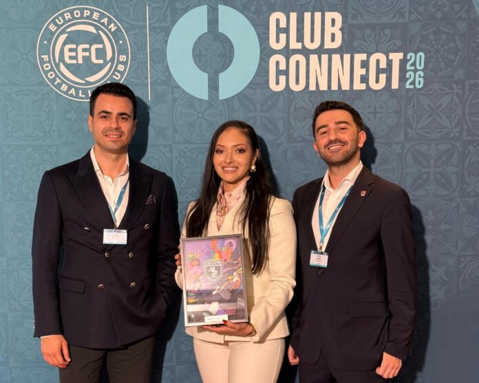 Samsunspor representatives receive award at EFC Club Connect 2026 highlighting the Purple Jersey social impact project