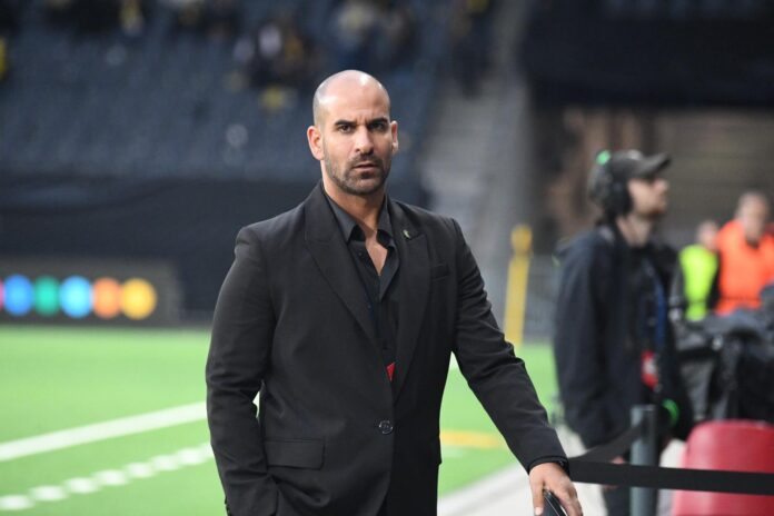 Gal Alberman on the touchline during a football match