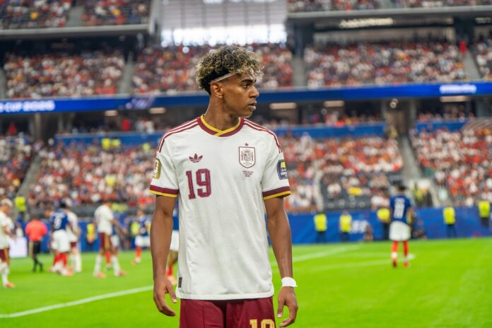 Spain player on the pitch during France v Spain at the 2026 FIFA World Cup.