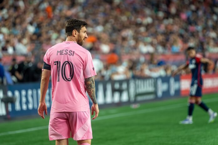 Lionel Messi wearing the number 10 Inter Miami shirt during an MLS match.