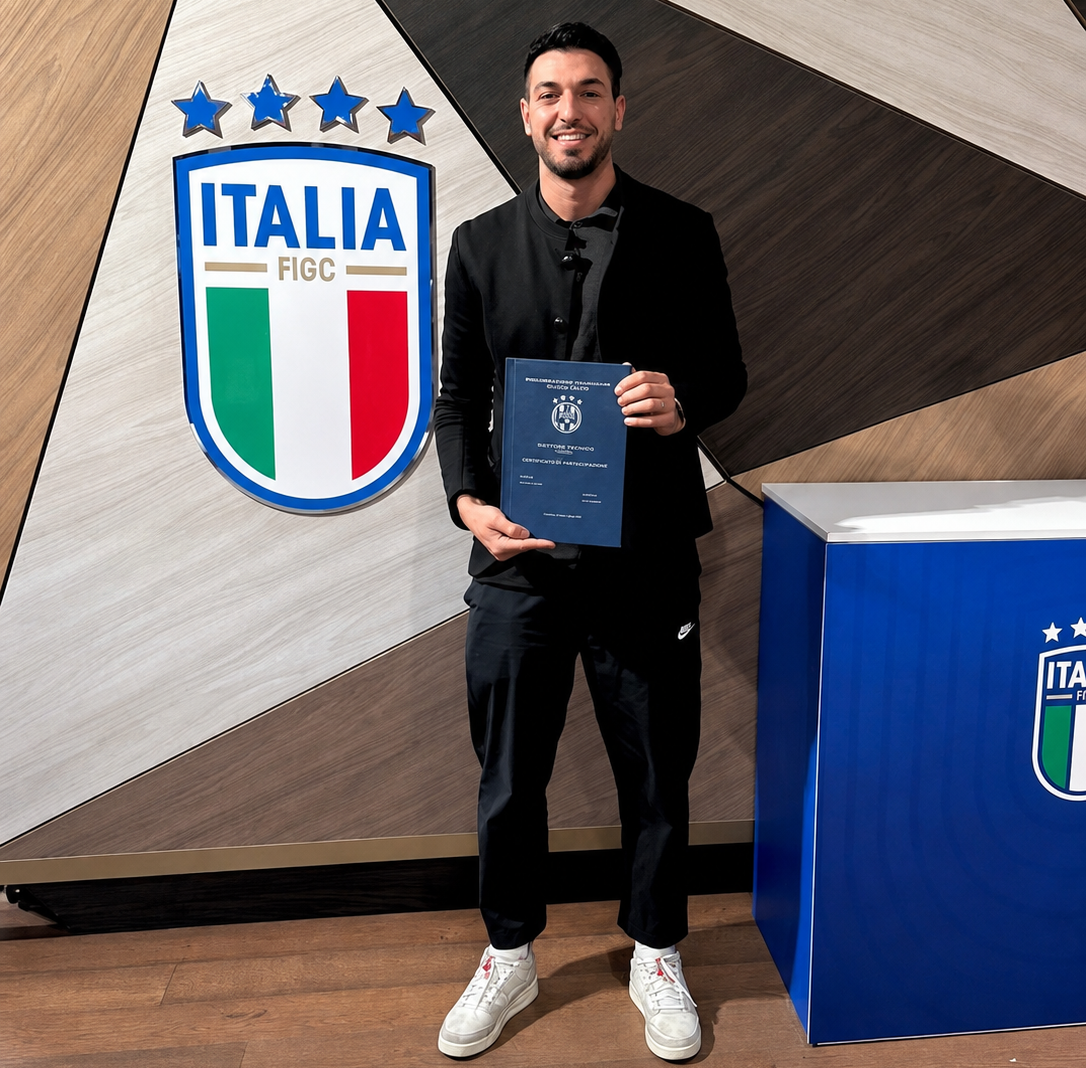 Riccardo Marulli at the FIGC with his professional football qualification certificate.